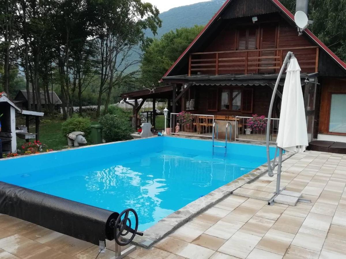 Holiday House Vale Verde Korenica Esterno foto