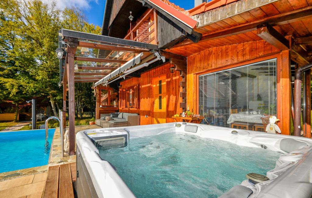 Holiday House Vale Verde Korenica Esterno foto